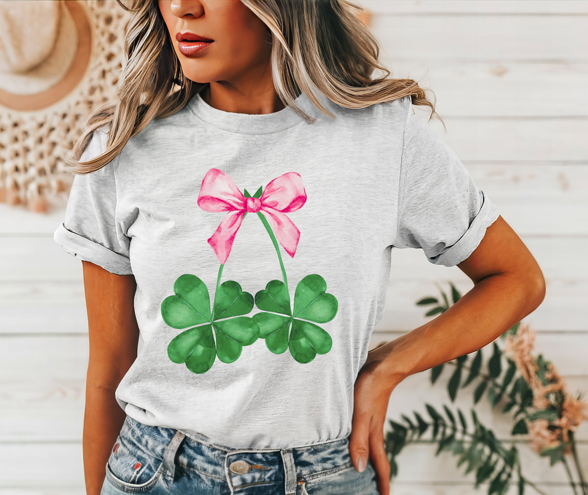 Clovers and Bow